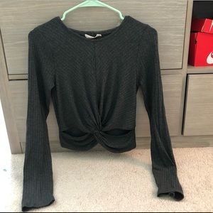 Long sleeve crop